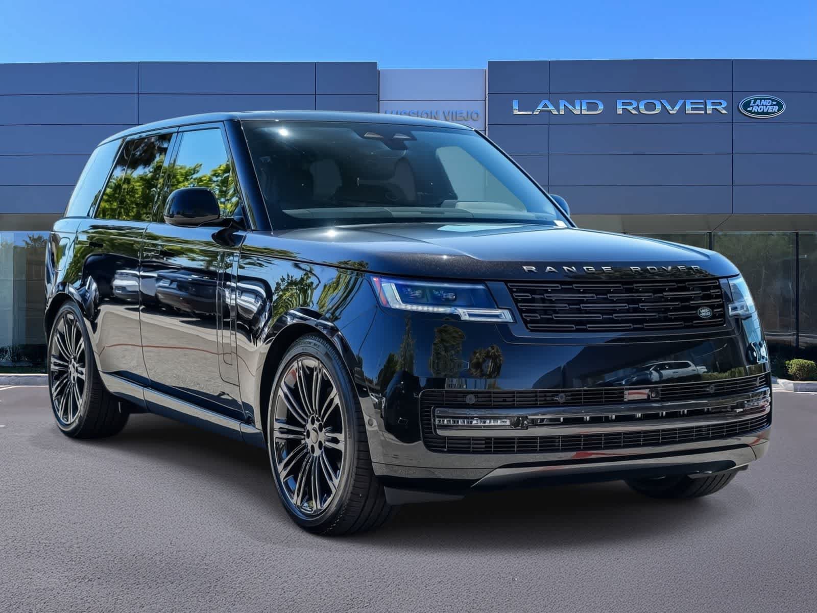 New 2026 Land Rover Range Rover SE AWD/4WD image 3