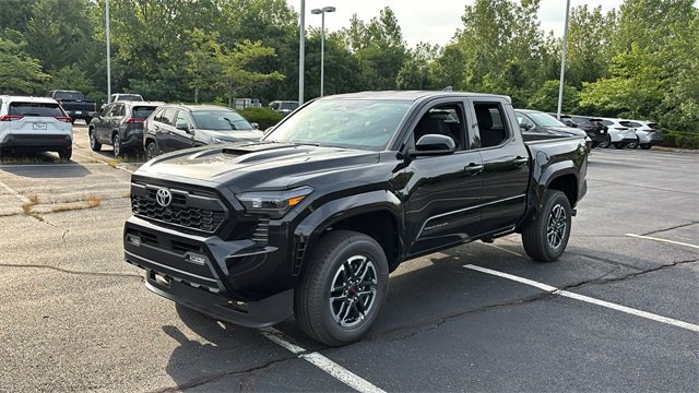 New 2025 Toyota Tacoma TRD Sport image 2