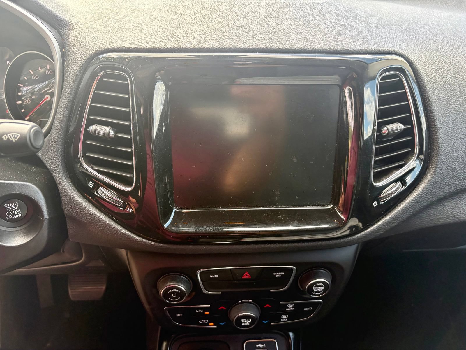 Used 2020 Jeep Compass Limited AWD/4WD image 12