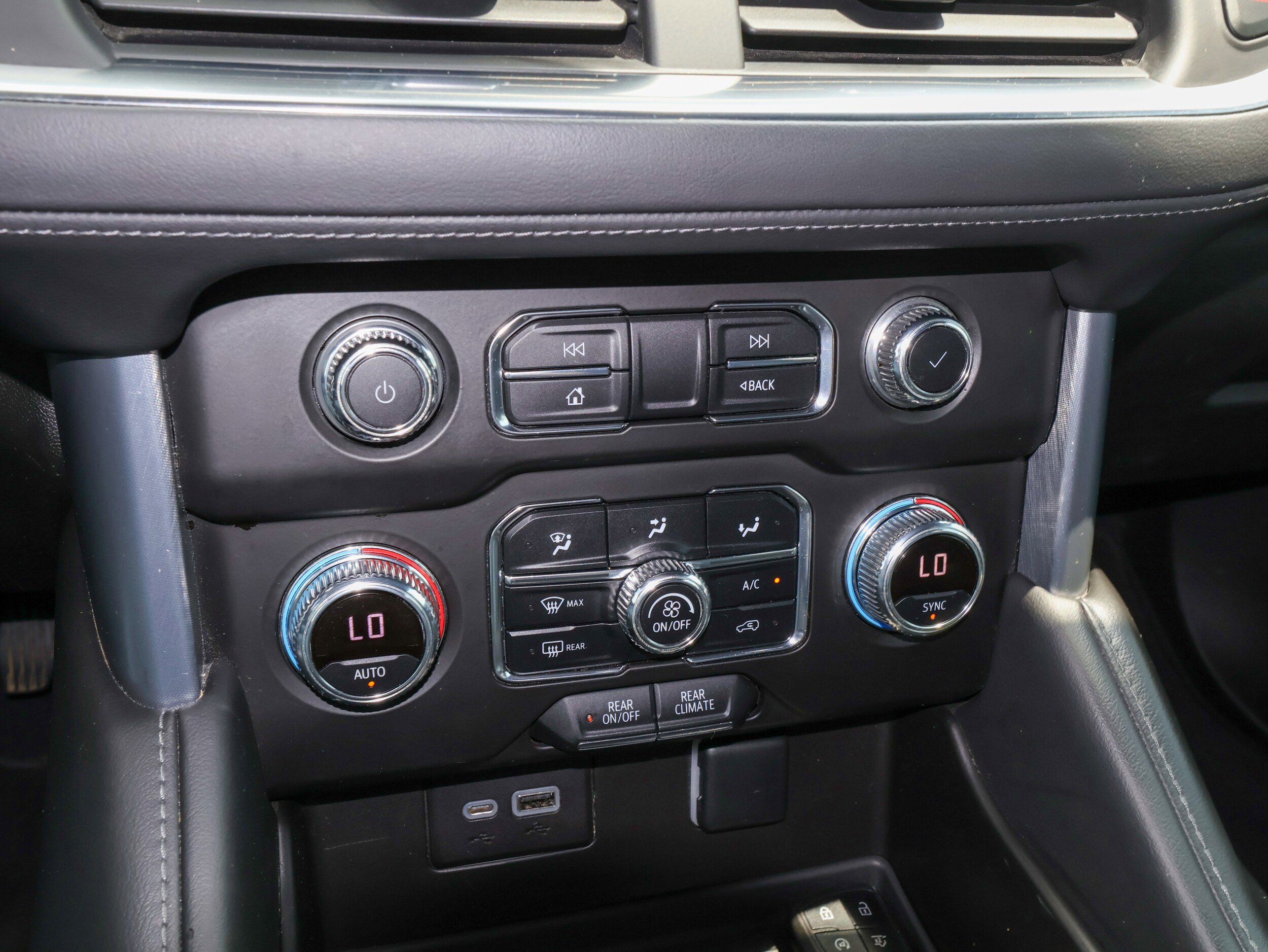 Used 2022 GMC Yukon SLE RWD image 22