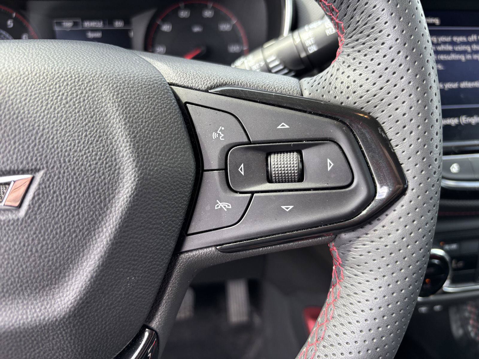 Used 2023 Chevrolet TrailBlazer RS w/ Convenience Package FWD image 21