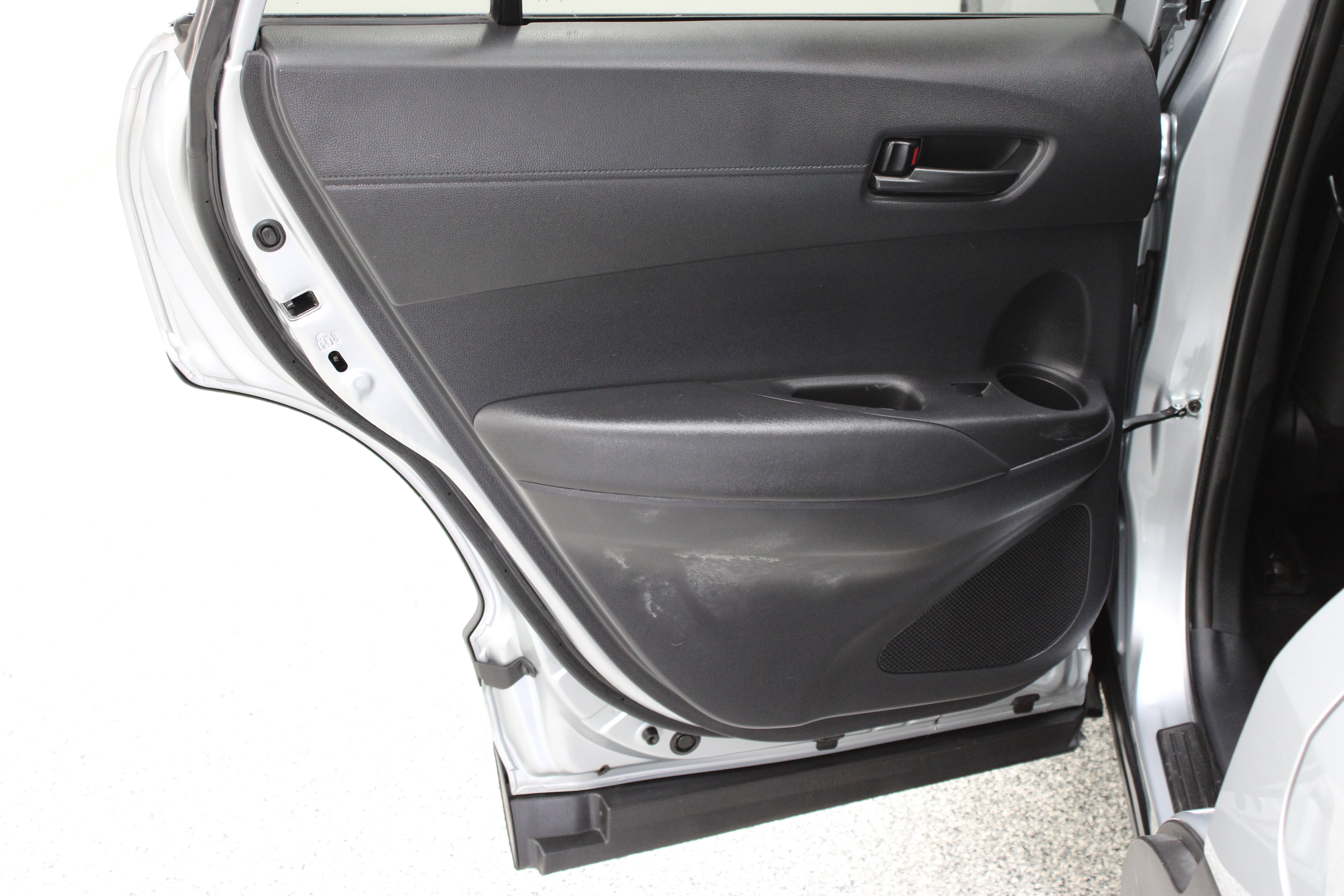 Certified 2024 Toyota Corolla Cross AWD Hybrid image 25