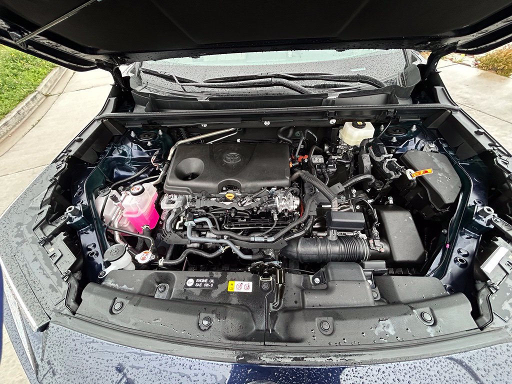Used 2026 Toyota RAV4 XLE Premium AWD/4WD image 32
