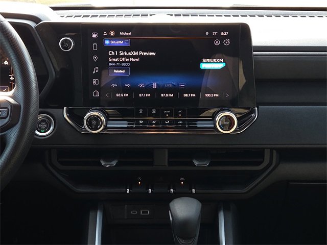 Used 2023 Chevrolet Colorado Trail Boss w/ Technology Package image 13