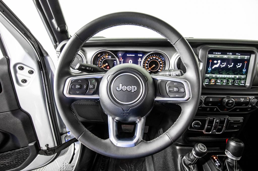 Used 2023 Jeep Gladiator Overland image 19
