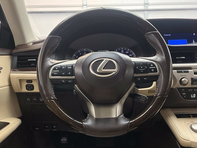 Used 2017 Lexus ES 350 FWD image 9