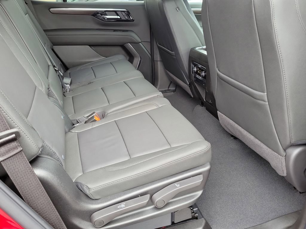 New 2026 Chevrolet Tahoe LT RWD image 17