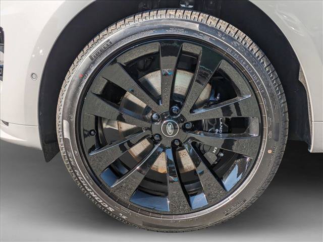 Used 2025 Land Rover Range Rover Sport Dynamic SE AWD/4WD image 10