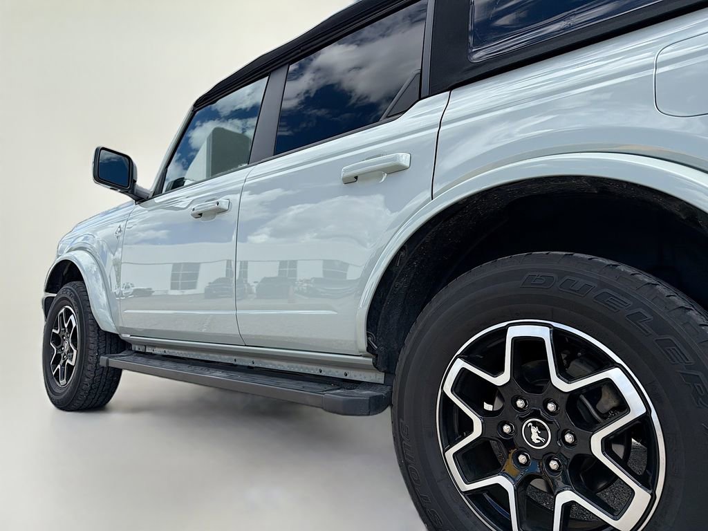 Used 2024 Ford Bronco Outer Banks image 44