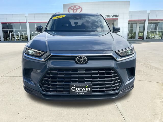 Used 2025 Toyota Grand Highlander AWD image 8