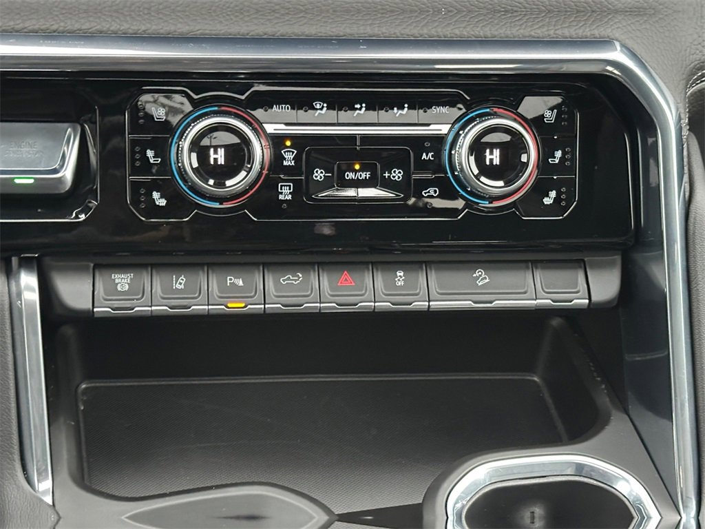 Used 2025 GMC Sierra 2500 Denali image 16