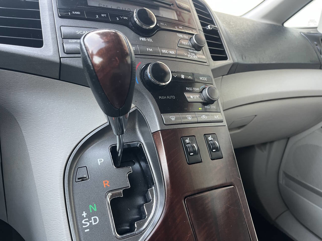 Used 2009 Toyota Venza image 31