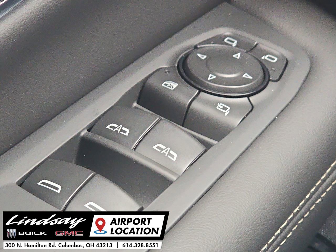 New 2026 GMC Yukon XL Elevation image 24