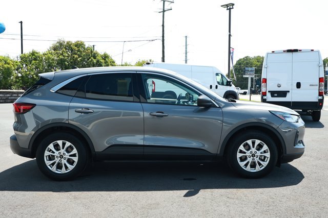 Used 2024 Ford Escape Active FWD image 4