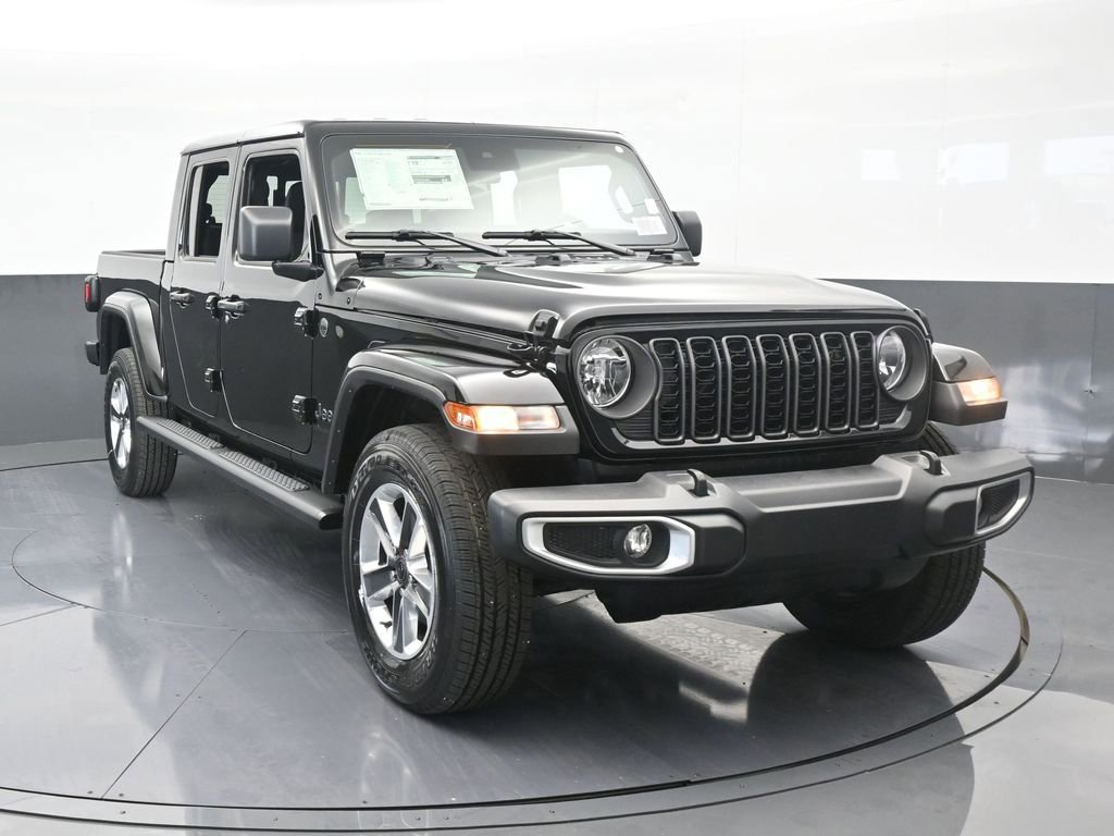 Used 2024 Jeep Gladiator Sport w/ Premium Package image 9