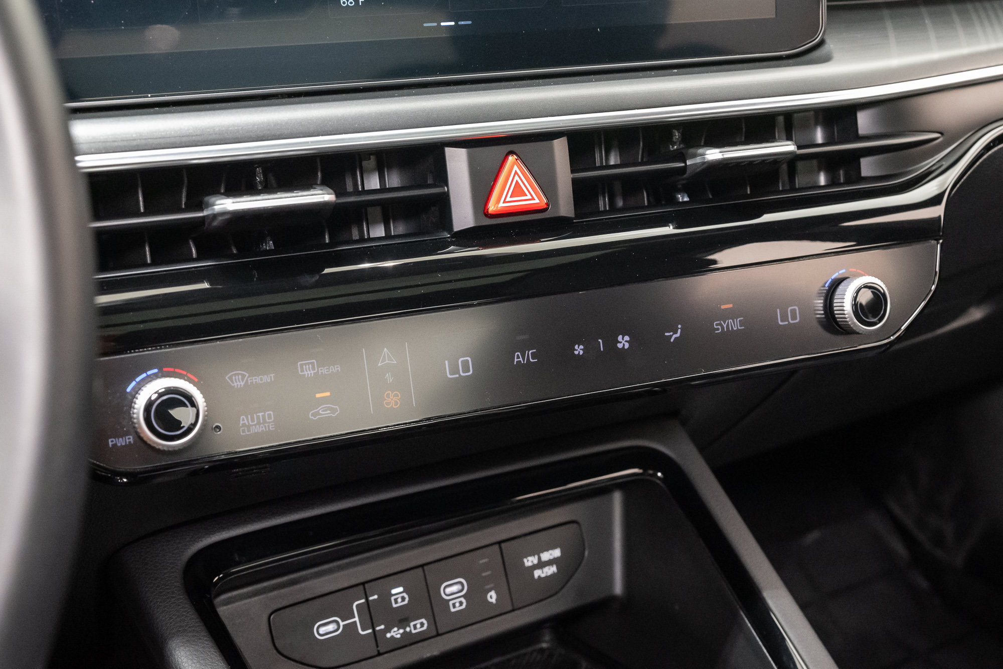 Used 2025 Kia K5 GT-Line w/ GT-Line Premium Package FWD image 23