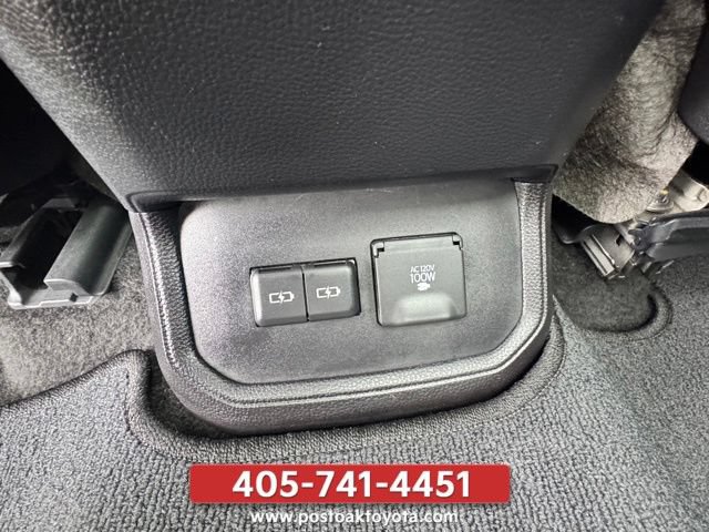 Used 2023 Toyota Highlander Platinum AWD/4WD image 14