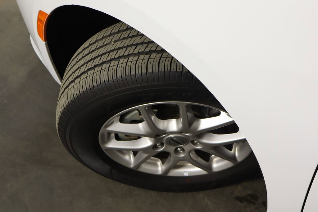 Used 2024 Chrysler Pacifica Touring-L image 46