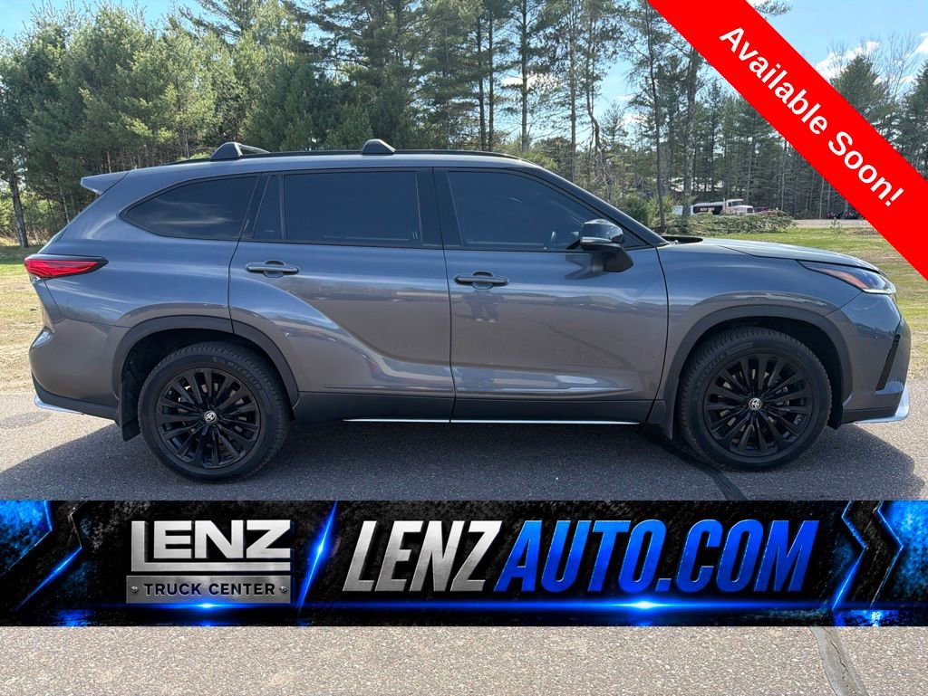 Used 2023 Toyota Highlander XSE