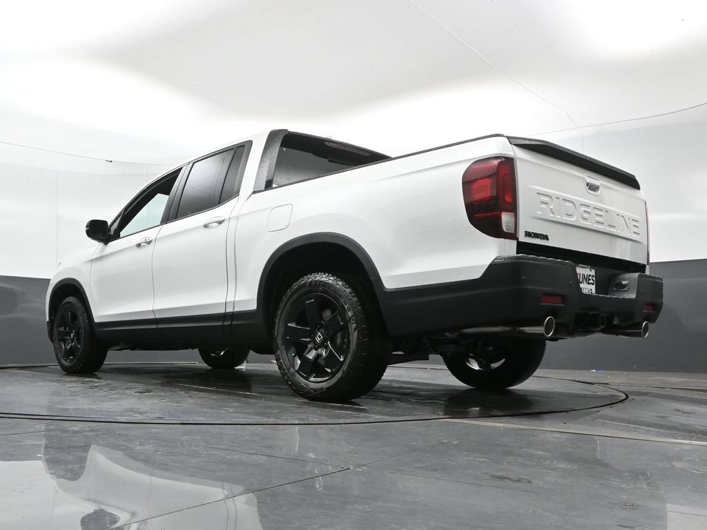 New 2026 Honda Ridgeline Black Edition image 38