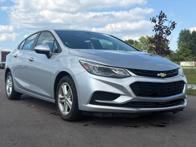 Used 2017 Chevrolet Cruze LT