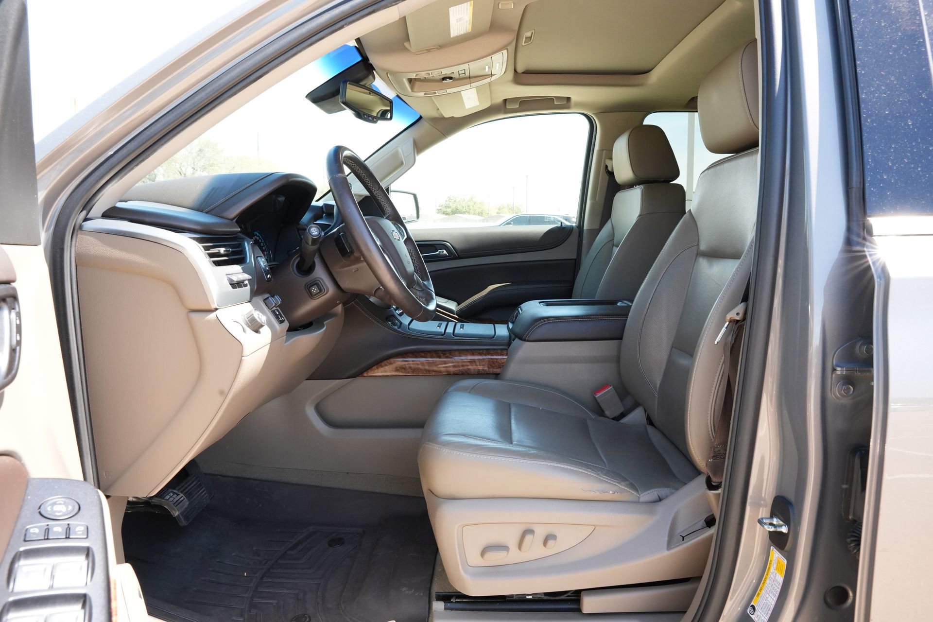 Used 2018 Chevrolet Tahoe Premier w/ Max Trailering Package image 18