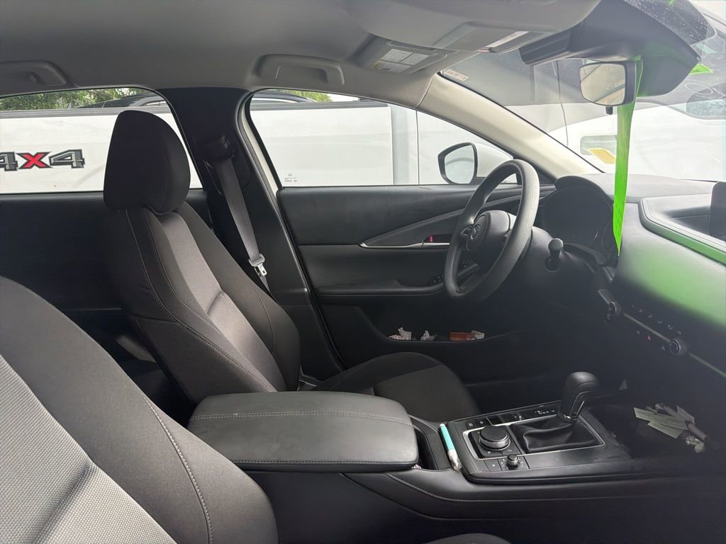 Used 2021 MAZDA CX-30 FWD 2.5 S image 3