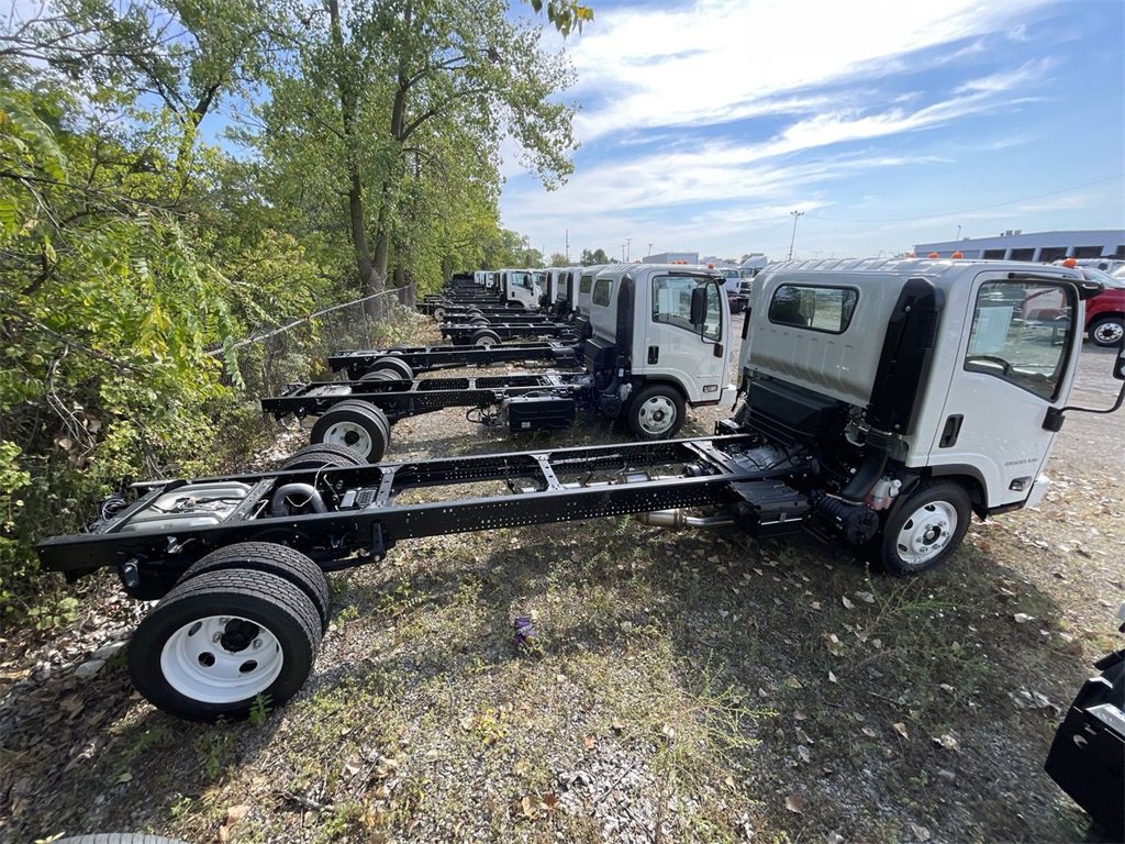 New 2024 Chevrolet Low Cab Forward 5500XG image 4
