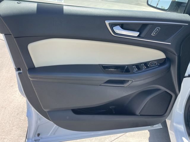 Used 2020 Ford Edge SEL w/ Convenience Package FWD image 22