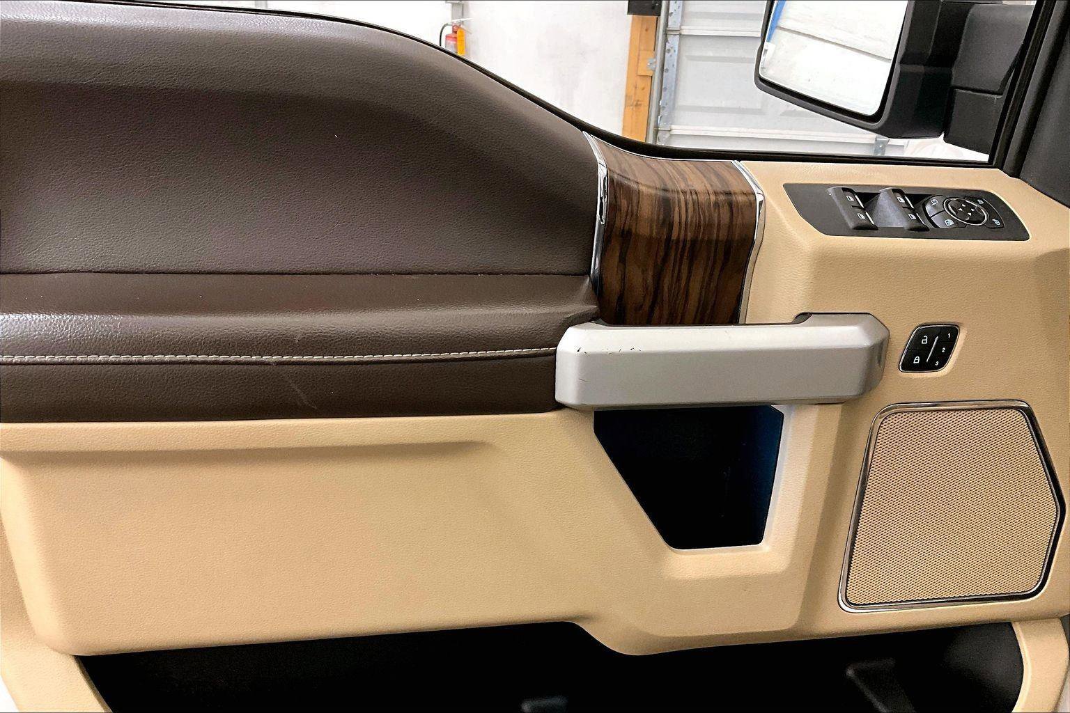 Used 2019 Ford F150 Lariat w/ Equipment Group 502A Luxury image 22