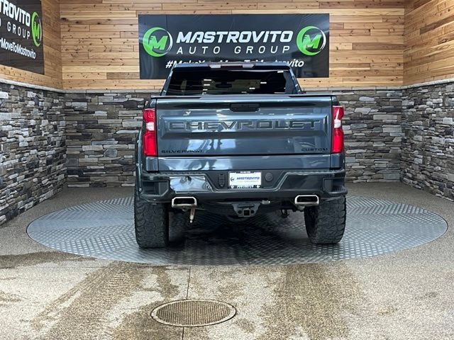 Used 2021 Chevrolet Silverado 1500 Custom Trail Boss w/ LPO, Dark Essentials Package AWD/4WD image 11