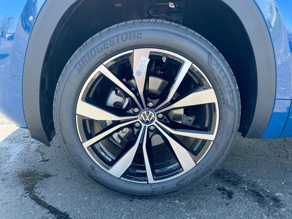 New 2025 Volkswagen Atlas SEL Premium R-Line image 35