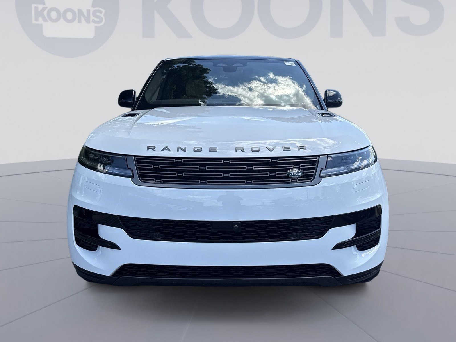 Used 2025 Land Rover Range Rover Sport SE AWD/4WD image 11