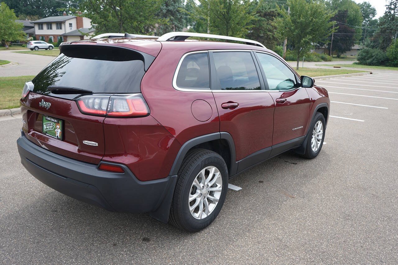 Used 2019 Jeep Cherokee Latitude w/ Cold Weather Group AWD/4WD image 11