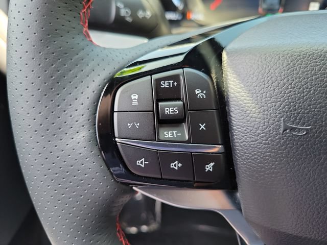 Used 2026 Ford Explorer ST-Line w/ ST-Line Street Pack RWD image 5
