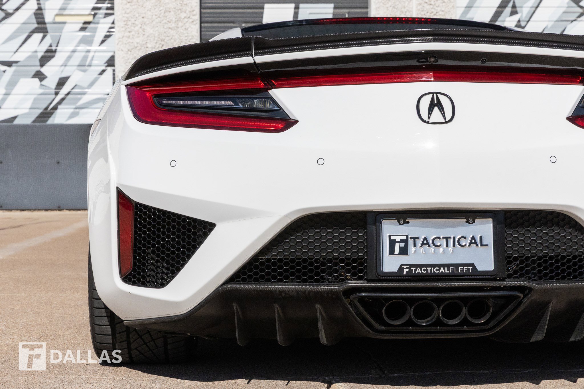 Used 2017 Acura NSX image 15