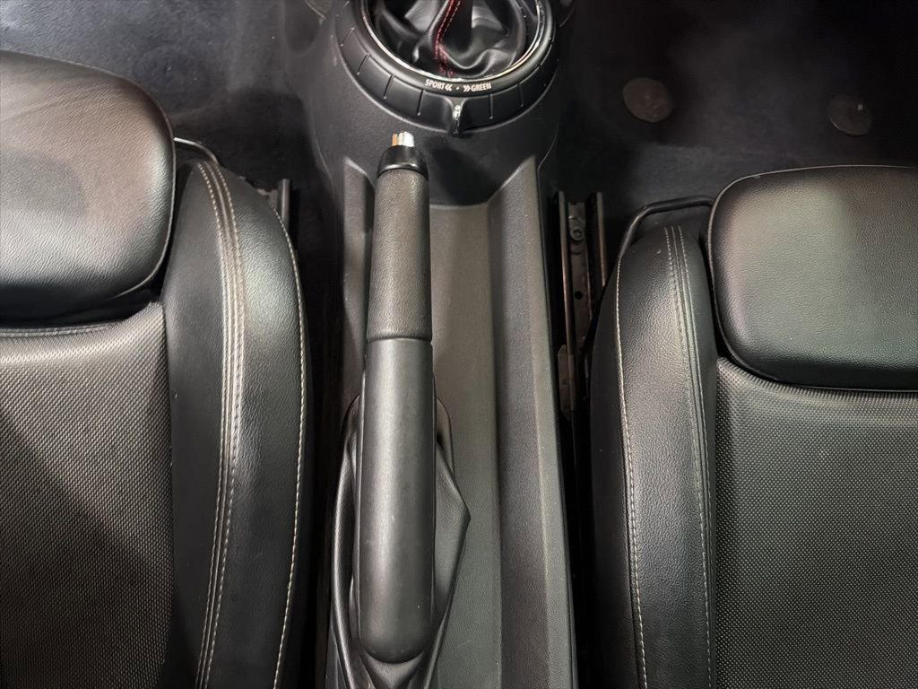 Used 2014 MINI Cooper S image 22