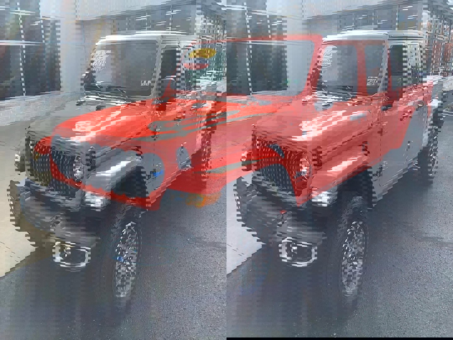 Certified 2024 Jeep Gladiator Sport image 2