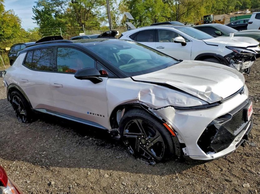 Used 2025 Chevrolet Equinox EV RS image 1