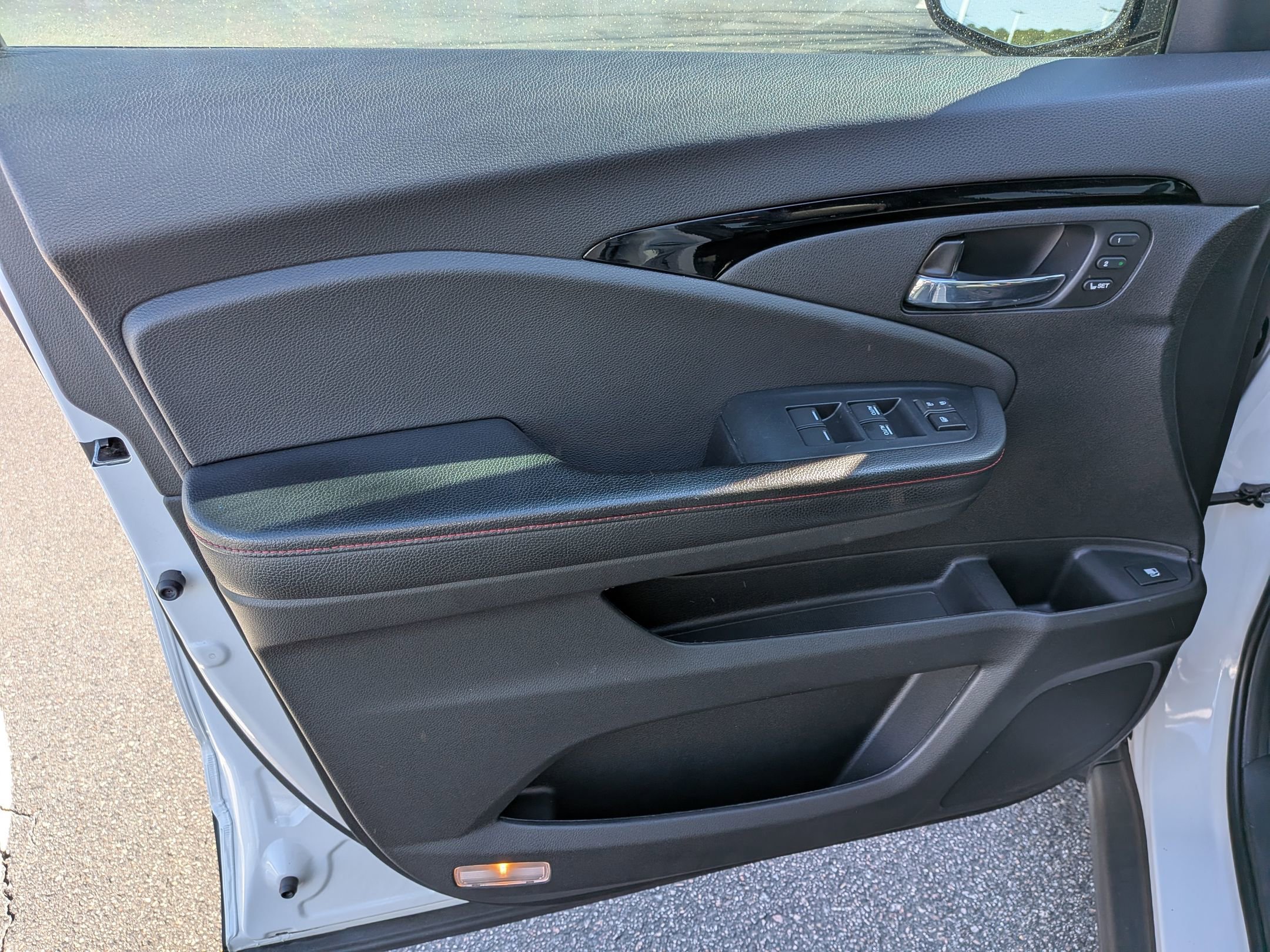 Used 2023 Honda Ridgeline Black Edition image 11