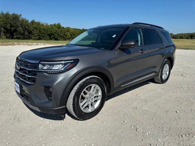 Used 2025 Ford Explorer Active w/ Active Comfort Package