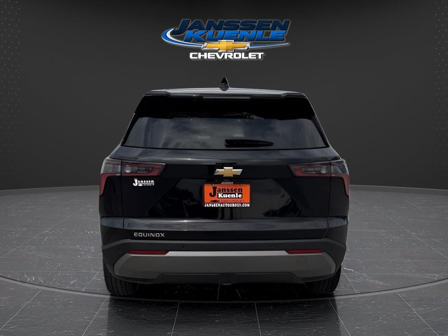 Used 2025 Chevrolet Equinox LT FWD image 3