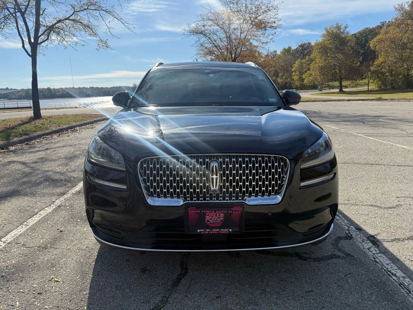 Used 2020 Lincoln Corsair AWD image 2