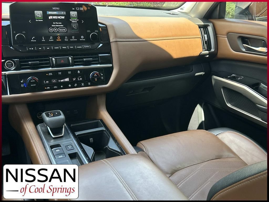 Used 2023 Nissan Pathfinder Platinum FWD image 26