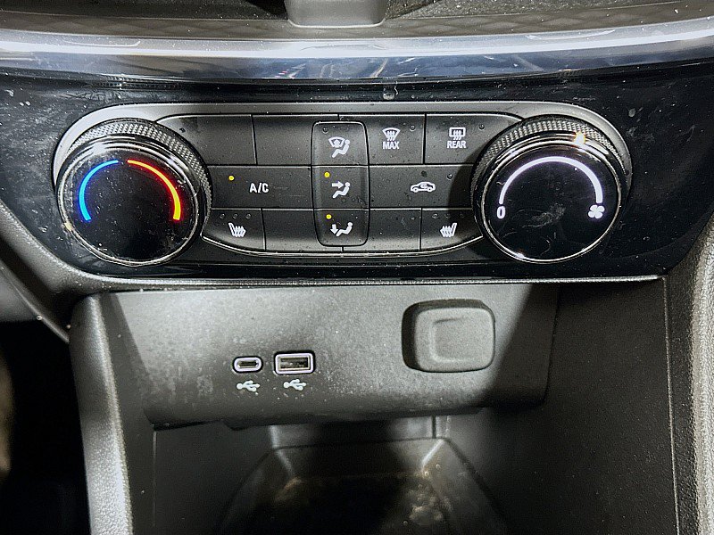 Used 2024 Buick Encore GX Sport Touring w/ Experience Buick Package AWD/4WD image 17