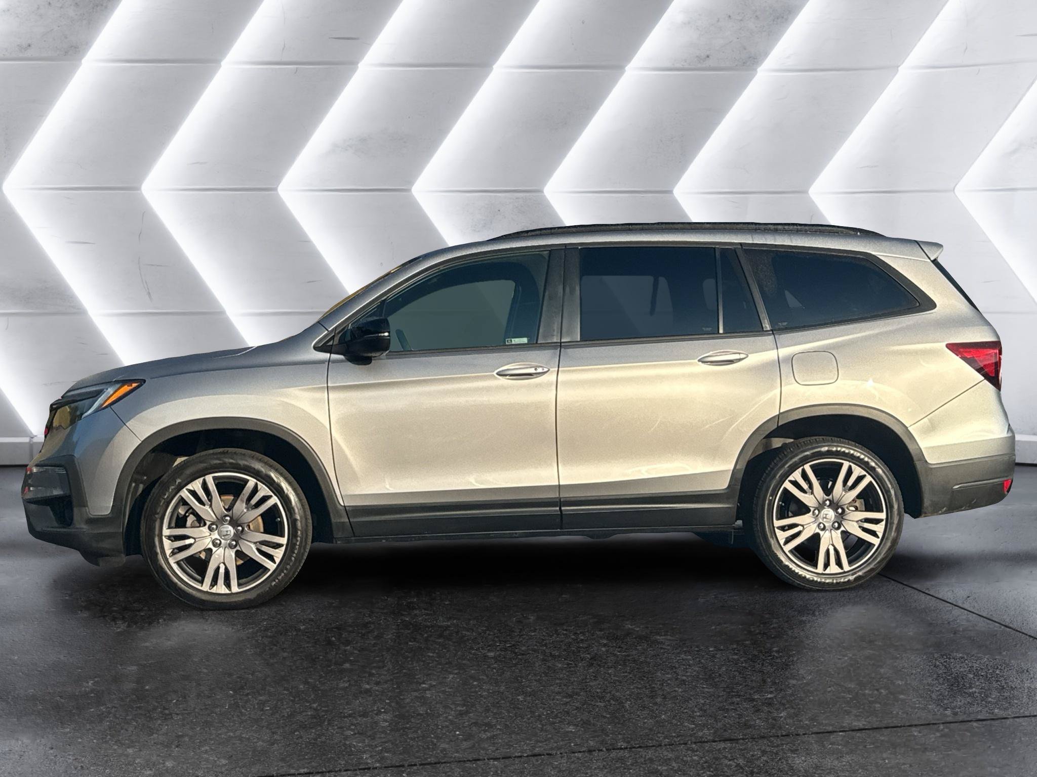 Used 2022 Honda Pilot Sport image 8