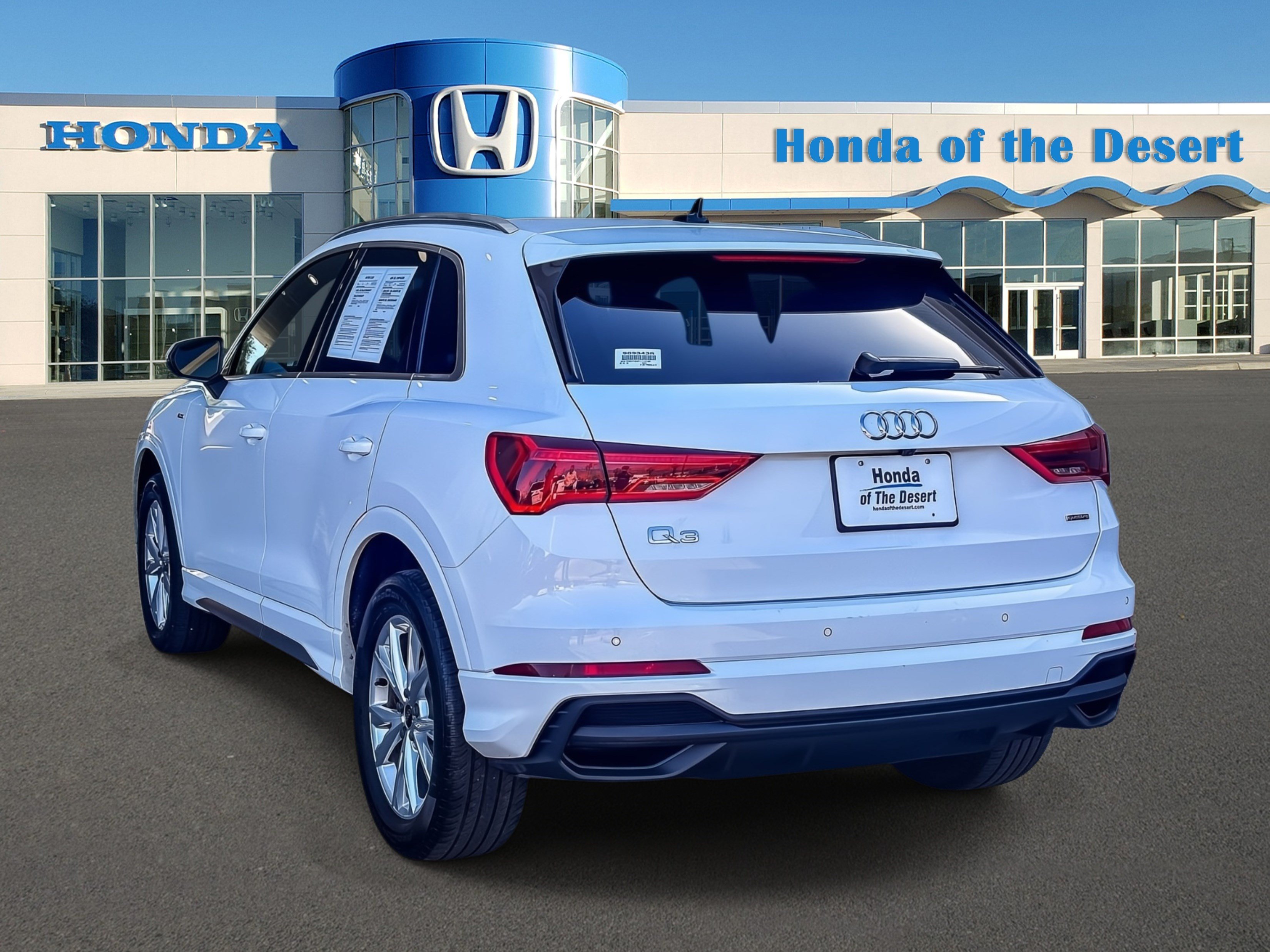 Used 2023 Audi Q3 2.0T Premium AWD/4WD image 5