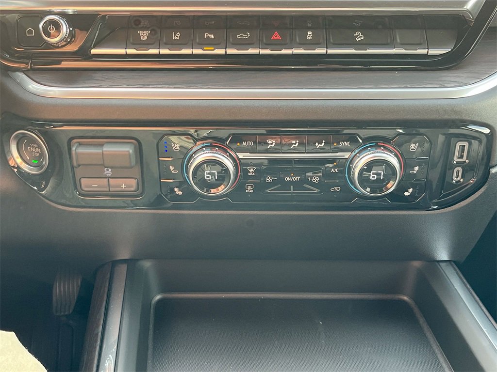 New 2026 GMC Sierra 3500 SLT w/ SLT Premium Package image 18