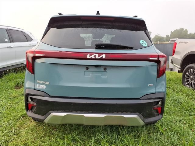 Used 2024 Kia Seltos SX w/ SX Sunroof Package AWD/4WD image 7