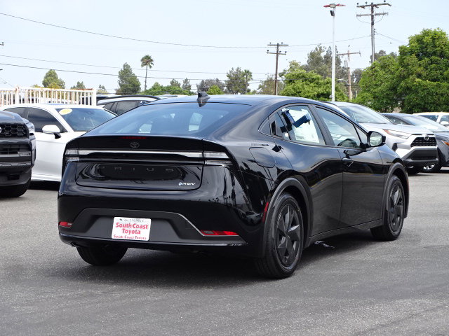 New 2026 Toyota Prius Plug-In Hybrid image 5